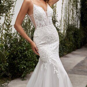 FLORAL EMBELLISHED MERMAID BRIDAL GOWN A1039